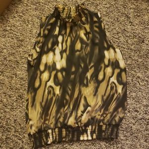 Multi colored sleevless ribbed sheer blouse